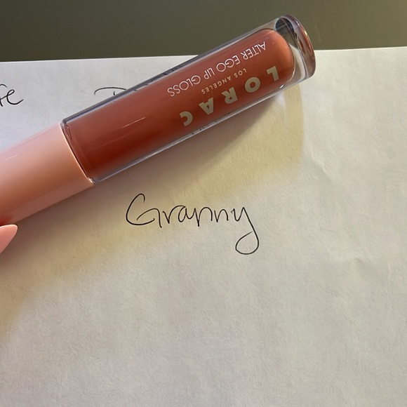 Individual LORAC Highly Pigmented Lip Gloss - Picture 4 of 8